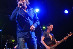 Willy Wagner Bassist mit Cherry Gehring